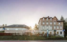 New Hotel de Lives